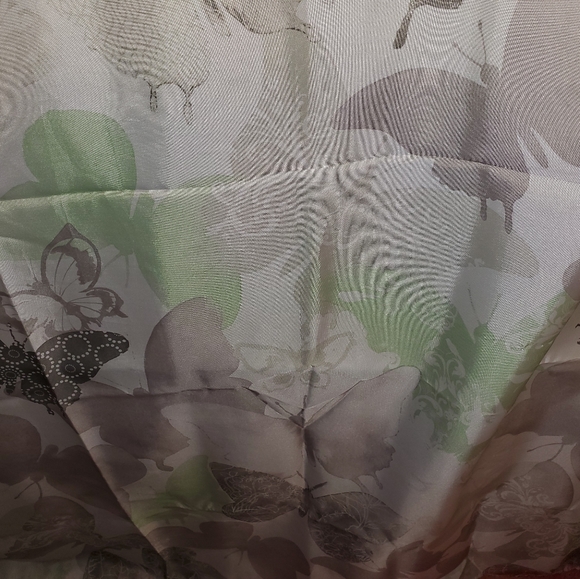 Butterfly shower curtain with hooks - Picture 3 of 6